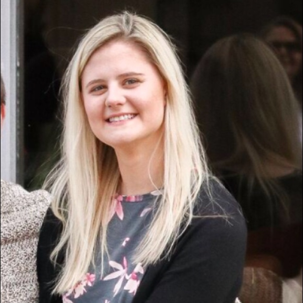 Meet your Posher, Ciera